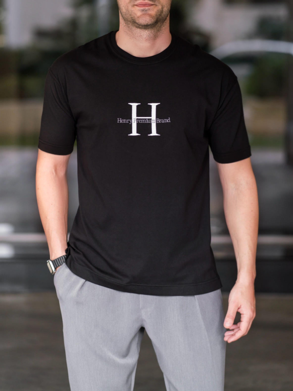 HENRY_CLOTHING_H_LOGO_TEE-BLACK
